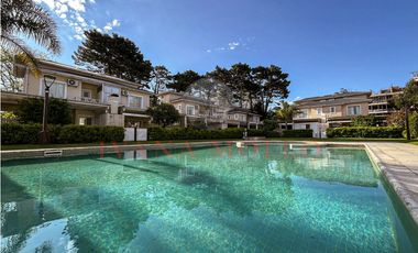 ALQUILER EN PINAMAR TEMPORADA 2026! TRIPLEX EN DE LAS HESPÉRIDES 1693