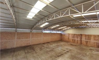 BODEGA Y LOCAL COMERCIAL  EN RENTA, GUSTAVO DIAZ 700m2,SAHUAYO MICH.