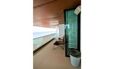 Deparatamento 2 habitaciones en venta con vista al mar edf. Poseidon