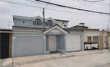 Vendo casa ALBORADA 13AVA ETAPA