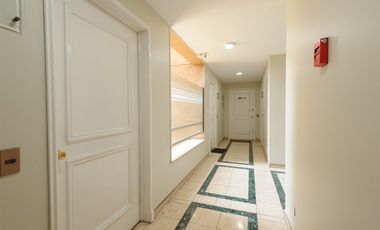 Oficina en Venta en Apoquindo / Metro el Golf