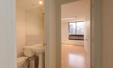 Oficina en Venta en Apoquindo / Metro el Golf