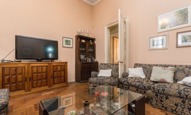 Casa en Venta en José Mármol.