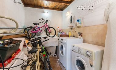 Casa en Venta en José Mármol.