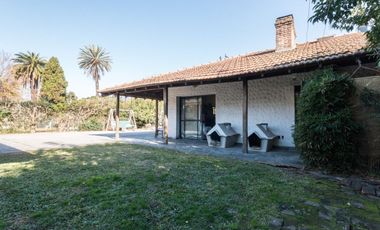 Casa en Venta en José Mármol.