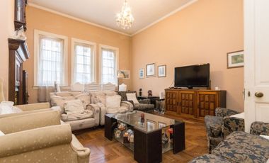 Casa en Venta en José Mármol.