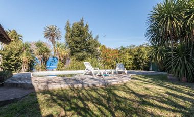 Casa en Venta en José Mármol.