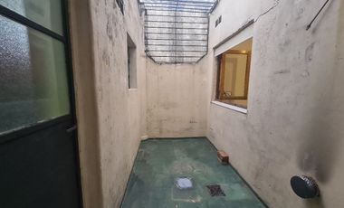 Casa PH en alquiler en Lanus Este