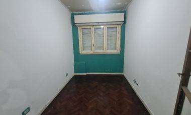 Casa PH en alquiler en Lanus Este