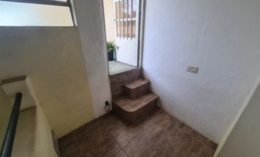 Casa PH en alquiler en Lanus Este