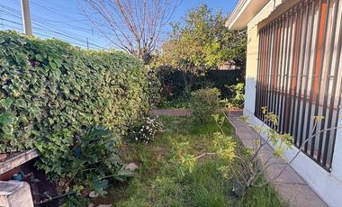 Casa en Arriendo en Manquehue con Latadia