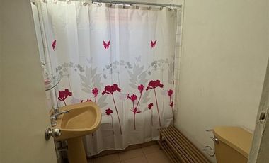 Casa en Arriendo en Manquehue con Latadia