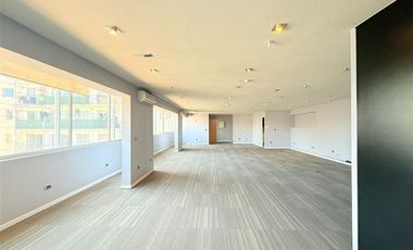 Oficina en Venta en Metro Santa Isadel