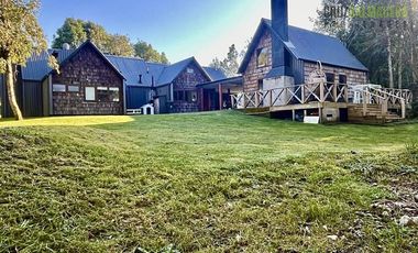 Casa en Venta en Parque Ivian II