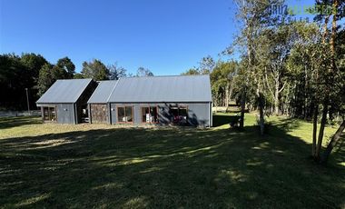 Casa en Venta en Parque Ivian II