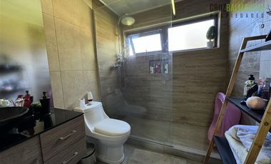 Casa en Venta en Parque Ivian II