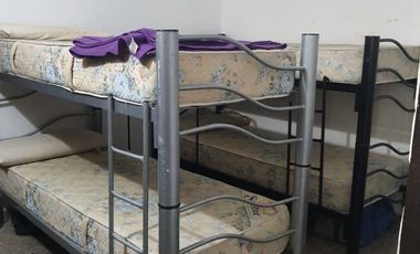 00036 Amplia casa para 10 personas sobre Av. Principal en Villa Cura Brochero