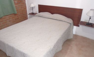 00043 Departamento en alquiler temporario de 1 dormitorio c/ cochera en Villa Cura Brochero