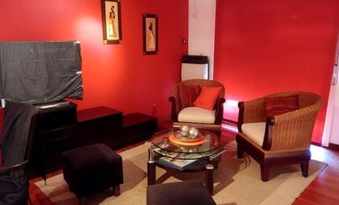 Casa en alquiler c/ cochera en Flores