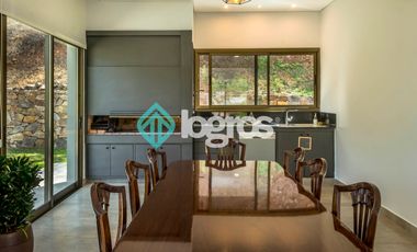 Casa en venta en Valle Escondido