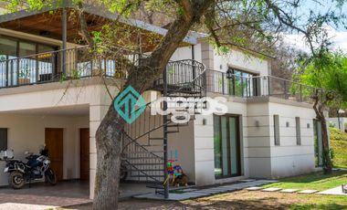 Casa en venta en Valle Escondido