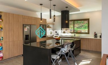 Casa en venta en Valle Escondido