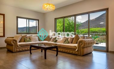 Casa en venta en Valle Escondido