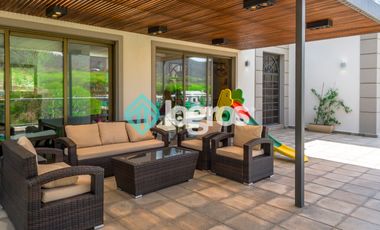 Casa en venta en Valle Escondido