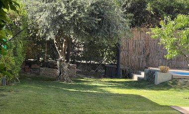 Casa en venta c/ cochera en Luján de Cuyo