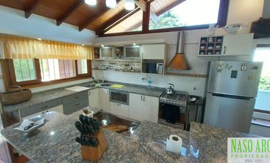 OPORTUNIDAD!! IMPORTANTE CHALET EN VENTA EN SIERRA DE LOS PADRES