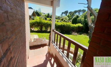 OPORTUNIDAD!! IMPORTANTE CHALET EN VENTA EN SIERRA DE LOS PADRES