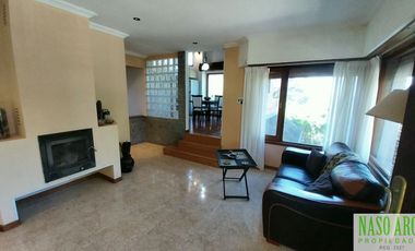 OPORTUNIDAD!! IMPORTANTE CHALET EN VENTA EN SIERRA DE LOS PADRES