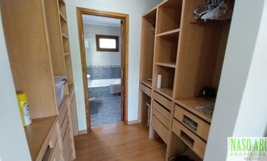 OPORTUNIDAD!! IMPORTANTE CHALET EN VENTA EN SIERRA DE LOS PADRES