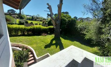 OPORTUNIDAD!! IMPORTANTE CHALET EN VENTA EN SIERRA DE LOS PADRES