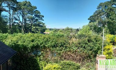 OPORTUNIDAD!! IMPORTANTE CHALET EN VENTA EN SIERRA DE LOS PADRES