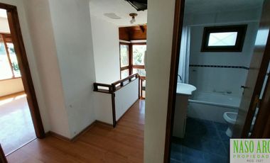 OPORTUNIDAD!! IMPORTANTE CHALET EN VENTA EN SIERRA DE LOS PADRES