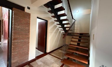 Hermosa casa en alqulier en Los Perales