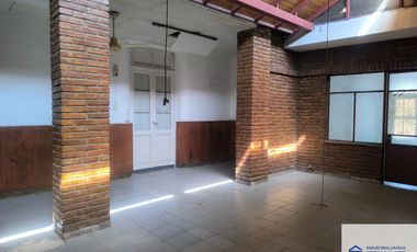 Casa en venta c/ cochera en Maipú