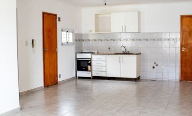 Departamento en venta c/ cochera en La Plata