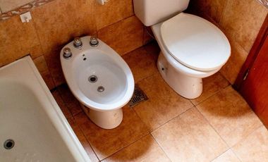 Departamento en venta c/ cochera en La Plata