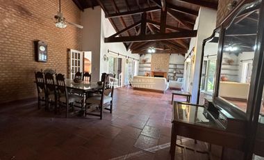 Casa quinta en venta ubicado en Campana