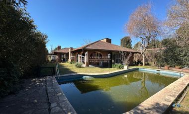 Casa quinta en venta ubicado en Campana