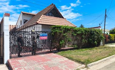 CHALET SOÑADO EN B° 25 MAYO DE PLAZA HUINCUL