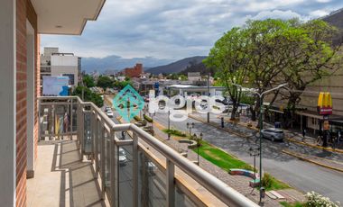 DEPARTAMENTO EN VENTA - CON COCHERA - ZONA SHOPPING ALTO NOA