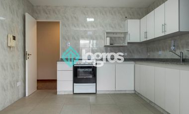 DEPARTAMENTO EN VENTA - CON COCHERA - ZONA SHOPPING ALTO NOA