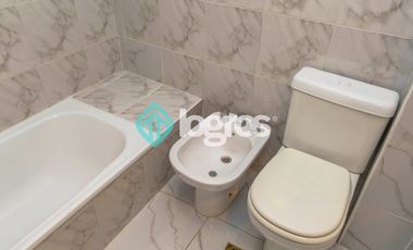 DEPARTAMENTO EN VENTA - CON COCHERA - ZONA SHOPPING ALTO NOA