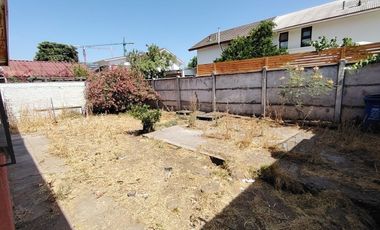 CASA MACUL VILLA SANTA CAROLINA 3D1B AMPLIO TERRENO