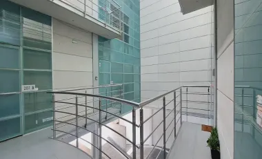 Excelente oficina ubicada cerca de Plaza las Américas, casi esquina con av. Nichupté