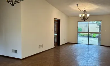 Casa en renta en Republica Poniente, Saltillo, Coahuila de Zaragoza