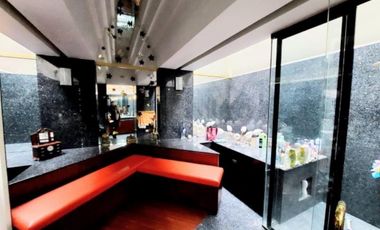 Quinta en Venta en Los Cristales, Monterrey, Nuevo León